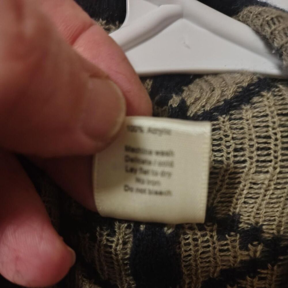 ‎S0LD - Picture 2 of 6